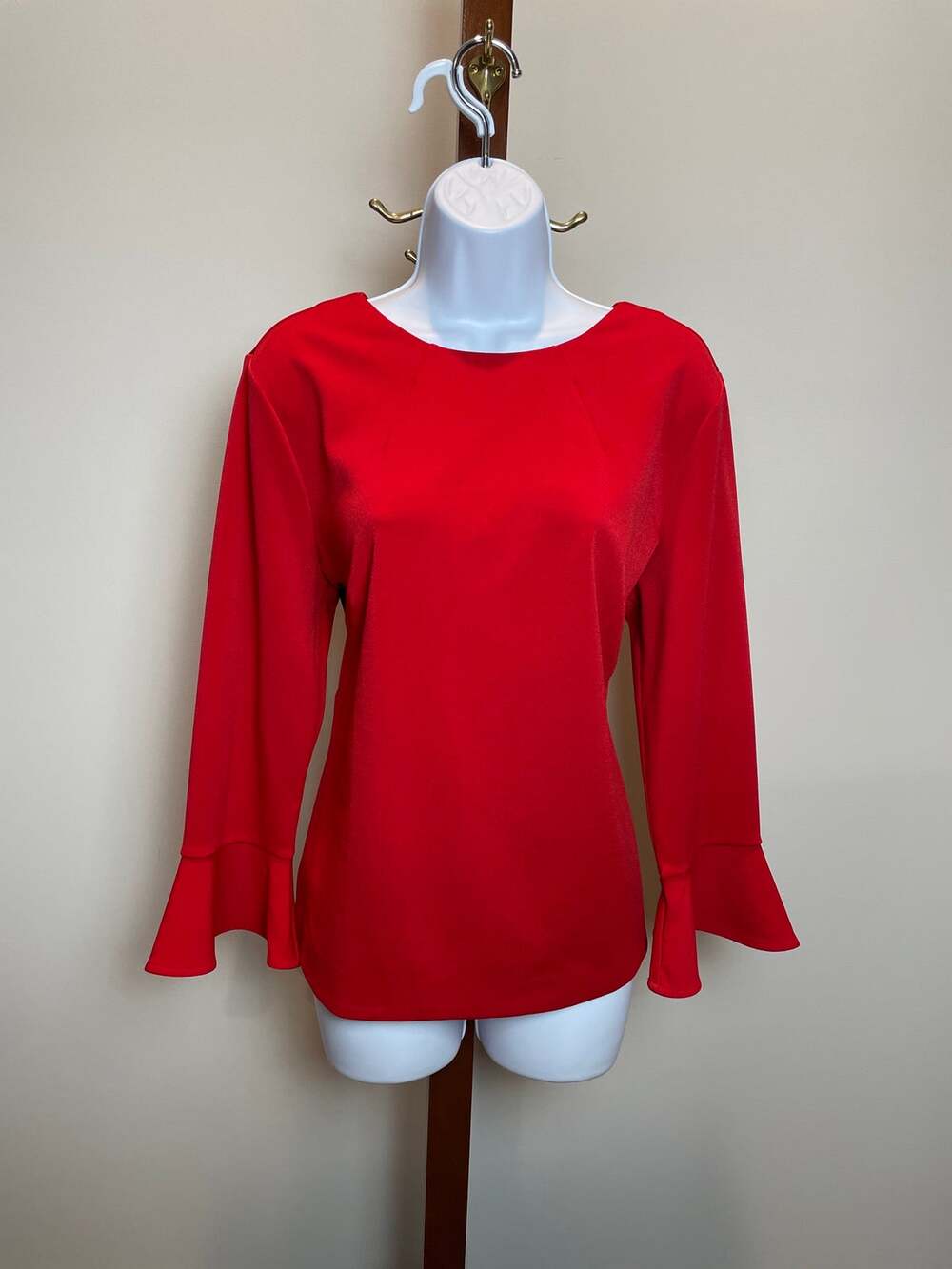 Ann Taylor Red Bell Sleeve Top Back Zip Closure Womens Size L
